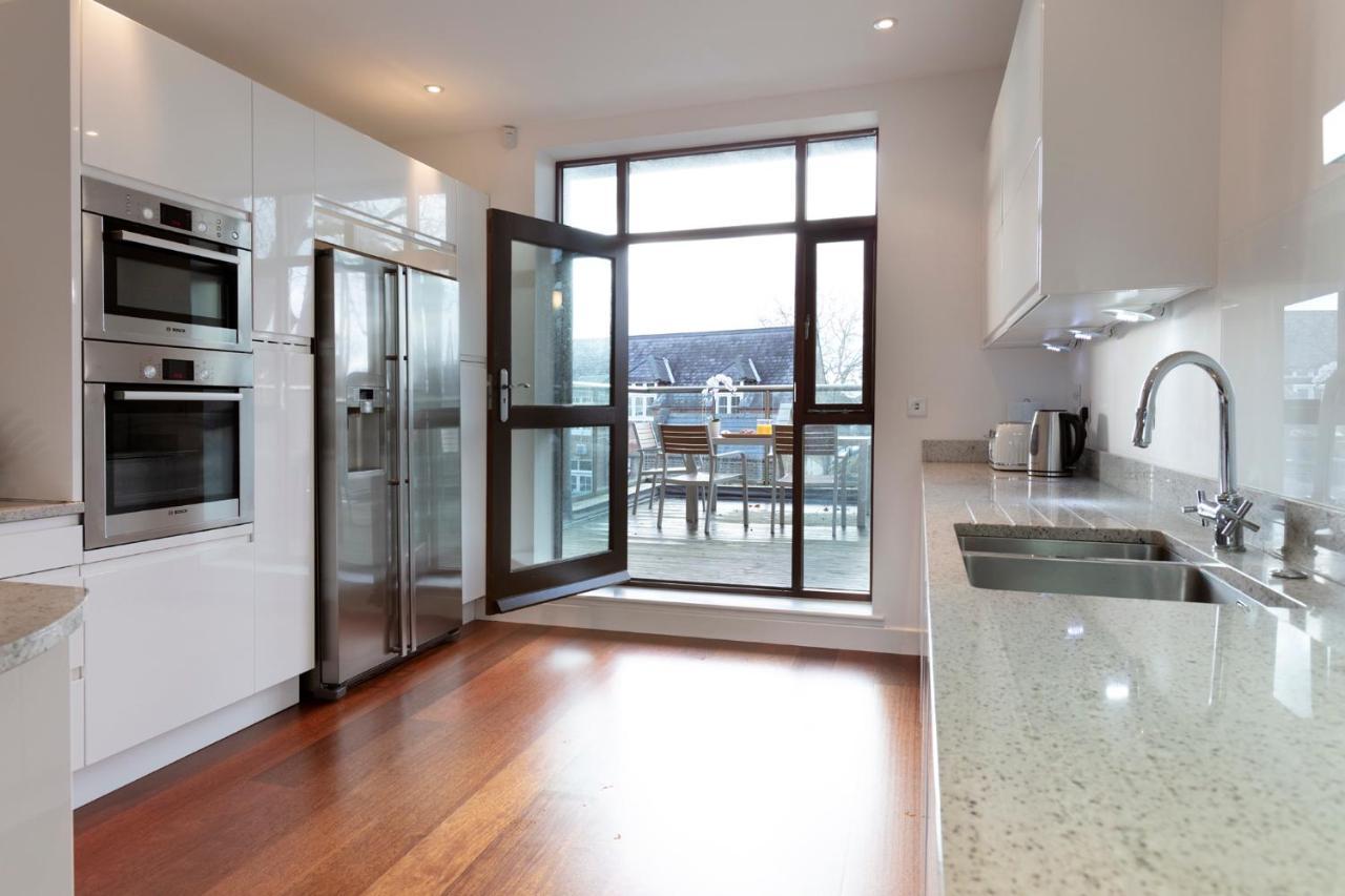 Hampden Apartments - The Charles Windsor Bagian luar foto